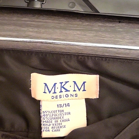 M.K.M. design black shorts - Picture 4 of 4